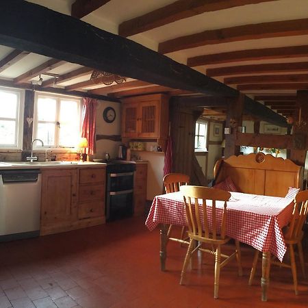 Yew Tree Cottage Леминстер Экстерьер фото