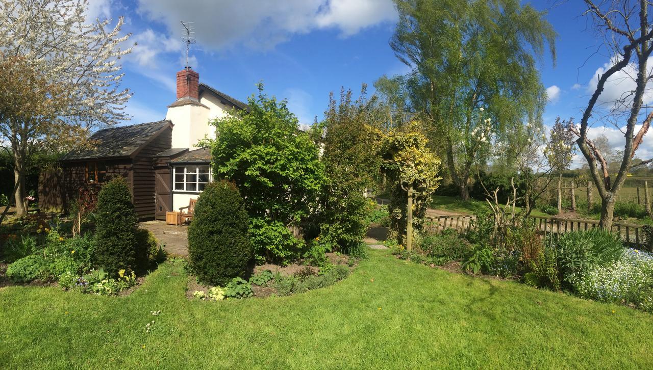 Yew Tree Cottage Леминстер Экстерьер фото